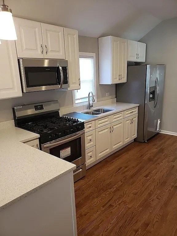 544 W Cullerton St #2 - Photo 2 of 12