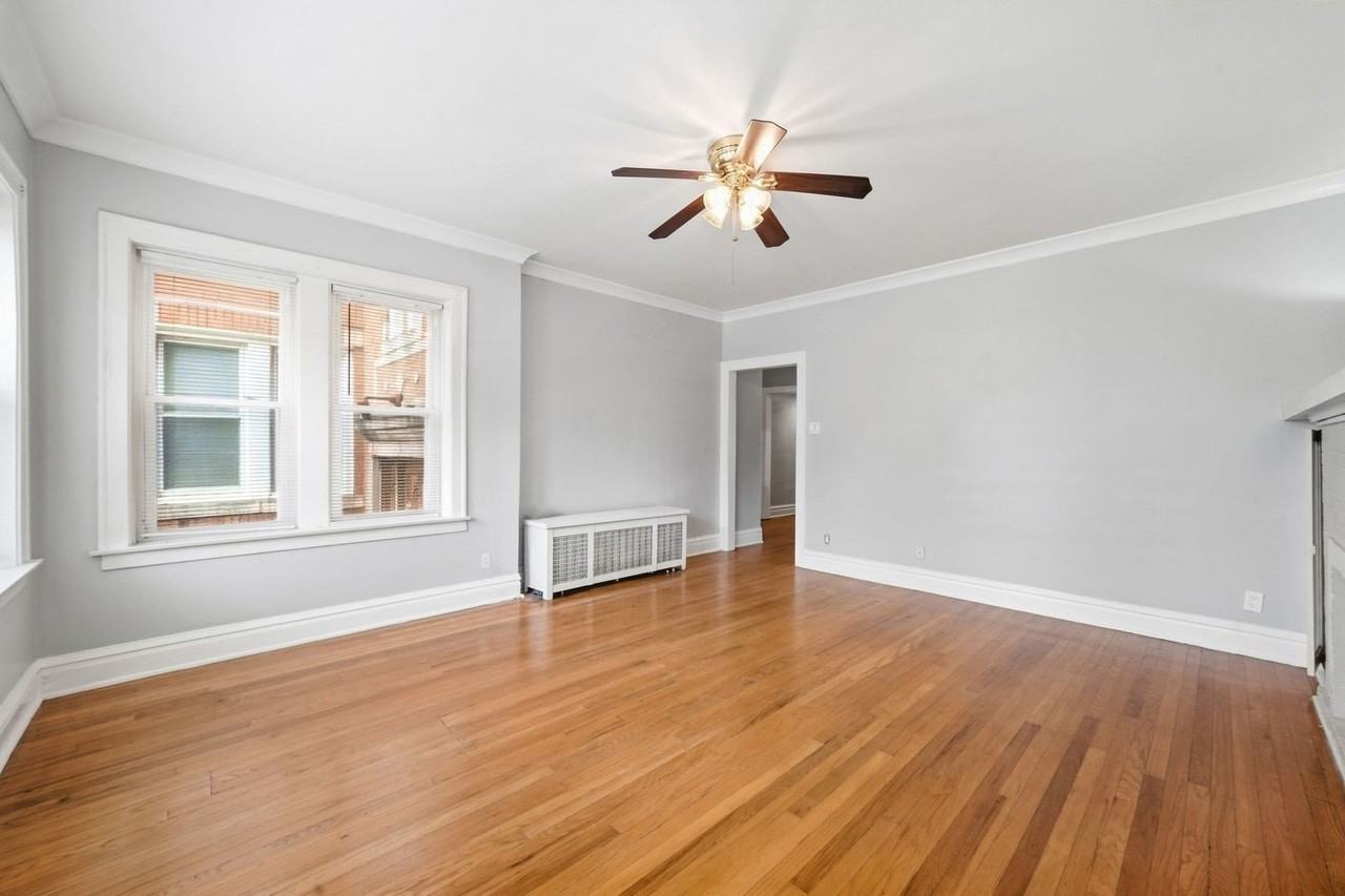6945 S Calumet Ave #1S - Photo 4 of 17