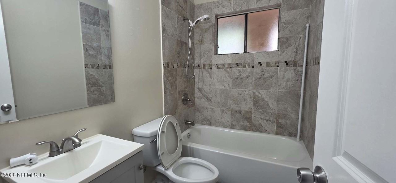5343 Westchase Ct #4 - Photo 7 of 9