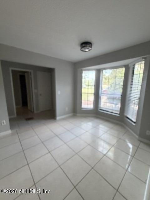 3046 Blue Heron Dr S - Photo 4 of 16