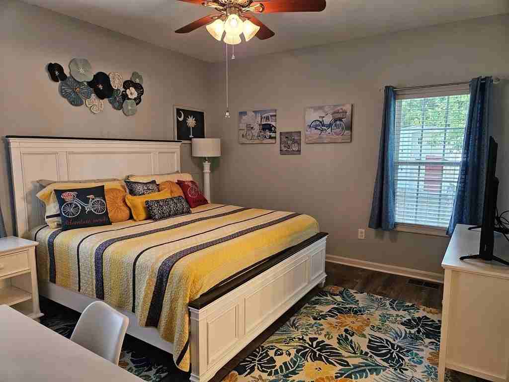 30 Bancroft Ave - Photo 7 of 13
