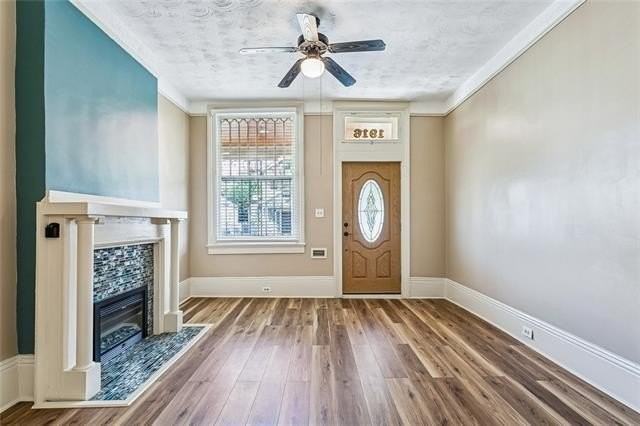 1916 Amelia St - Photo 3 of 15
