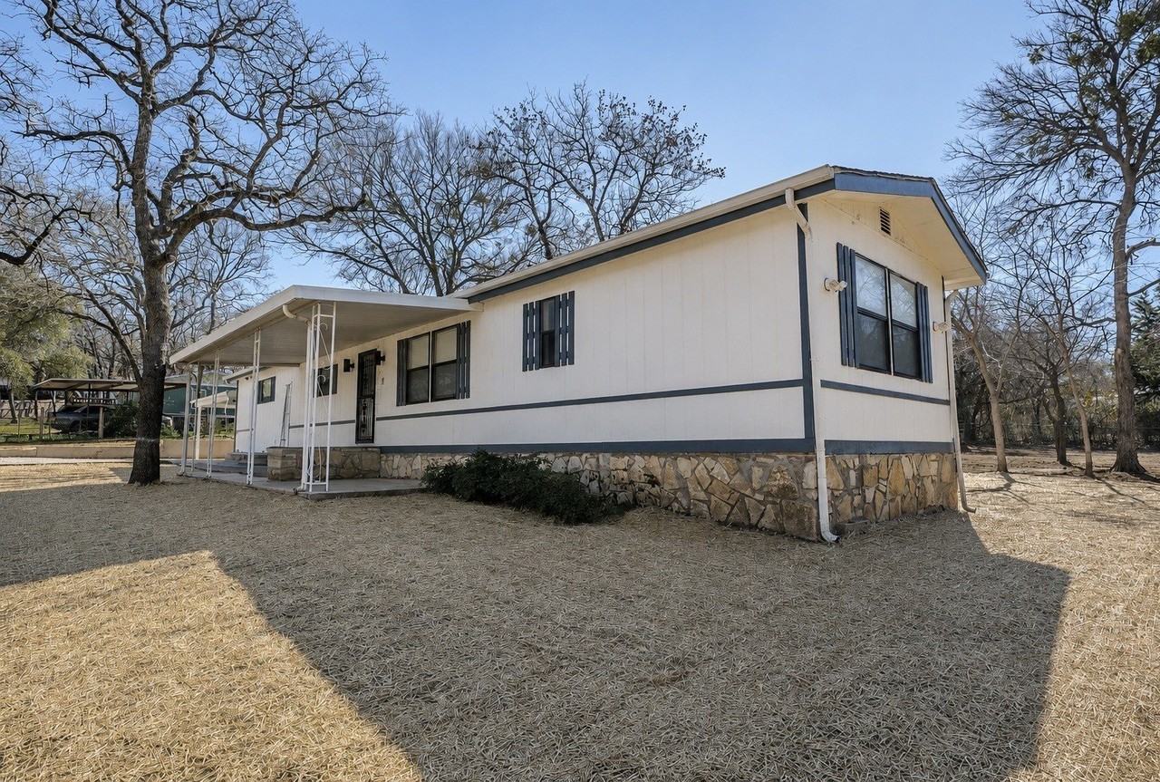 6048 Hidden Cir - Photo 3 of 16