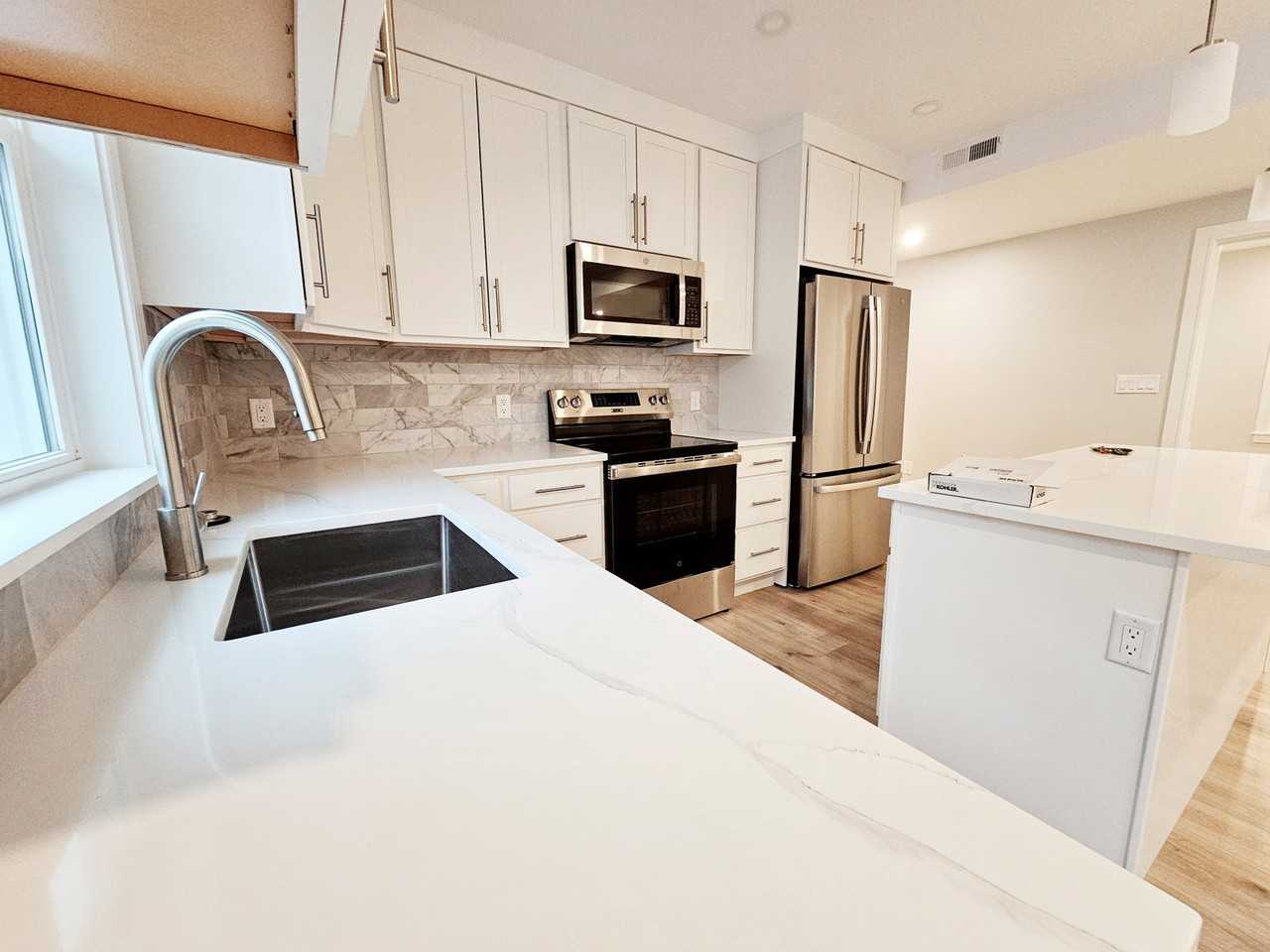 11 Holton St #9