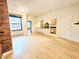 160 Saint Botolph St #8 - Photo 1 of 1
