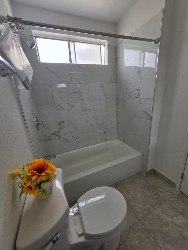 15411 Chase St - Photo 6 of 7