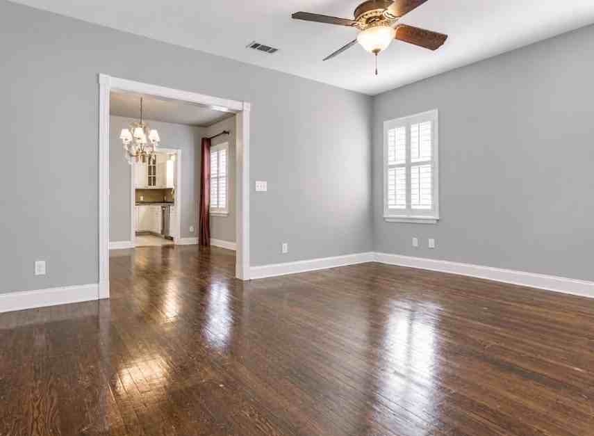 5818 Richmond Ave - Photo 4 of 17