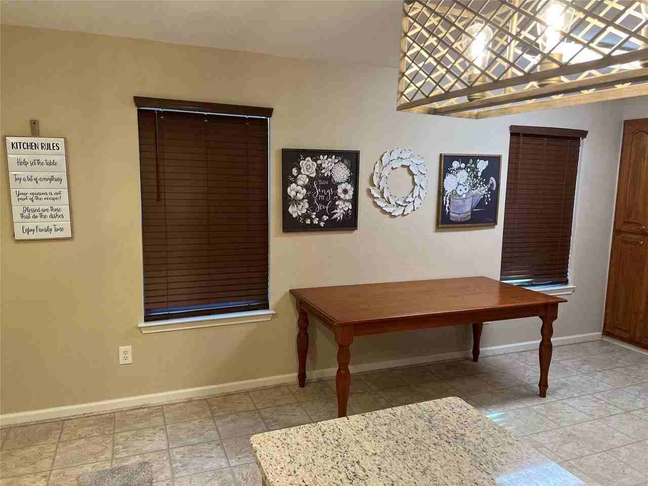 2457 Sweetwood Dr - Photo 5 of 18