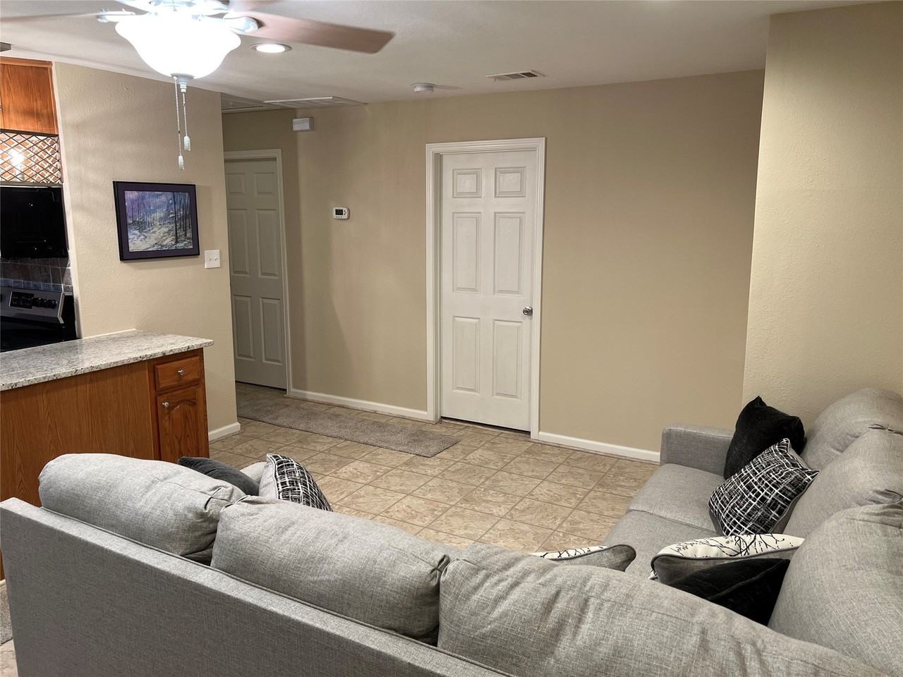 2457 Sweetwood Dr - Photo 6 of 18