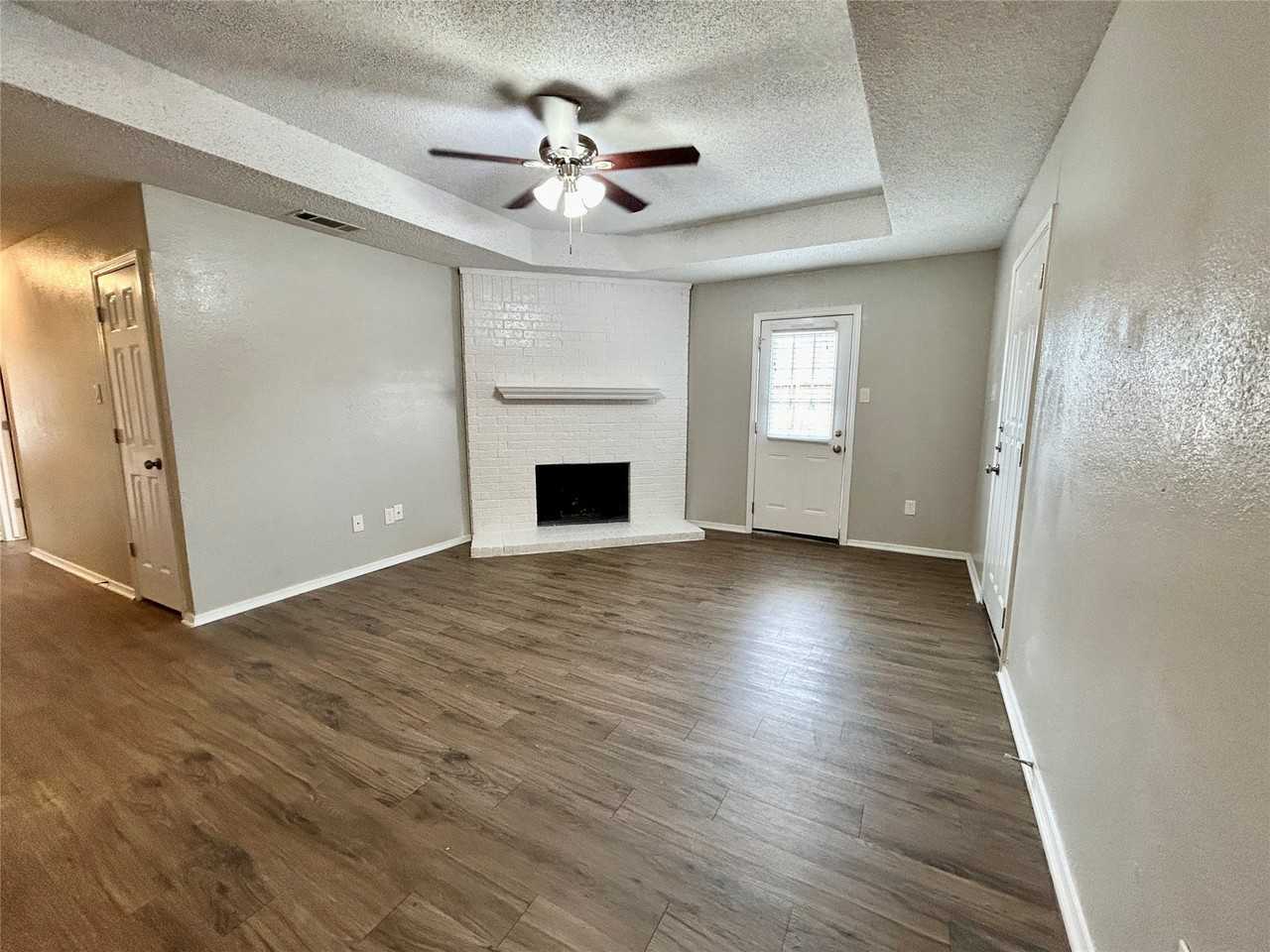 7514 Connie Ln - Photo 2 of 11