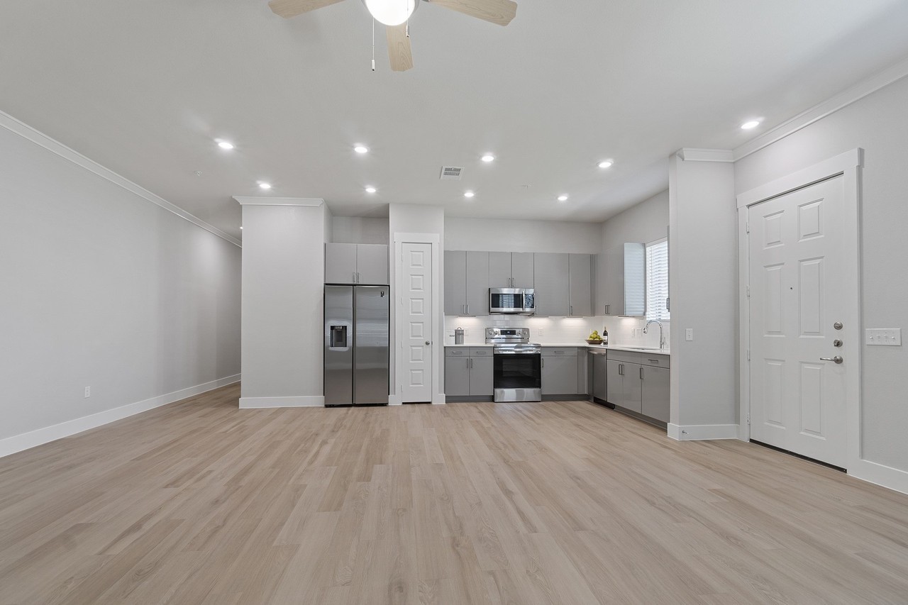8224 Idyllic Pl - Photo 5 of 24