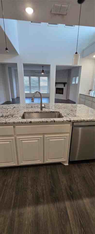 9104 Rock Nettle Dr - Photo 6 of 39