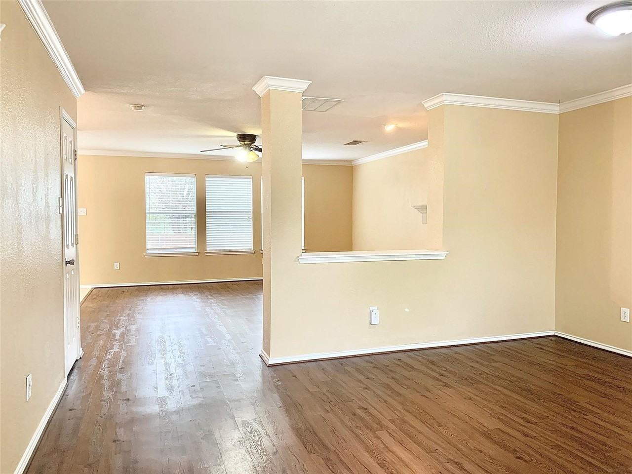 1136 Golden Eagle Ct - Photo 5 of 33