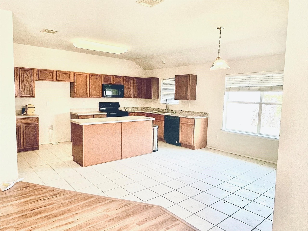 3041 Winding Meadow Trl - Photo 7 of 16