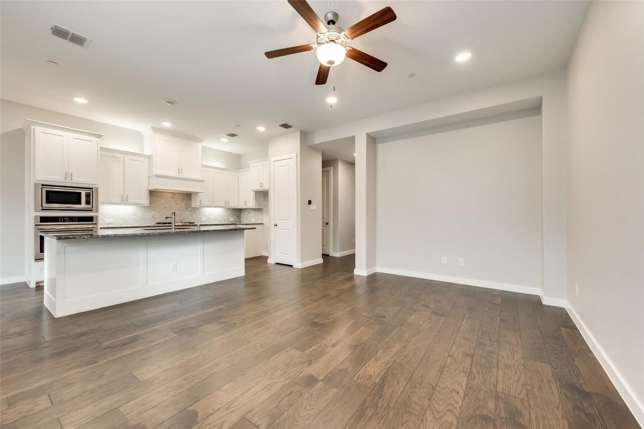 8712 Ice House Dr - Photo 4 of 19