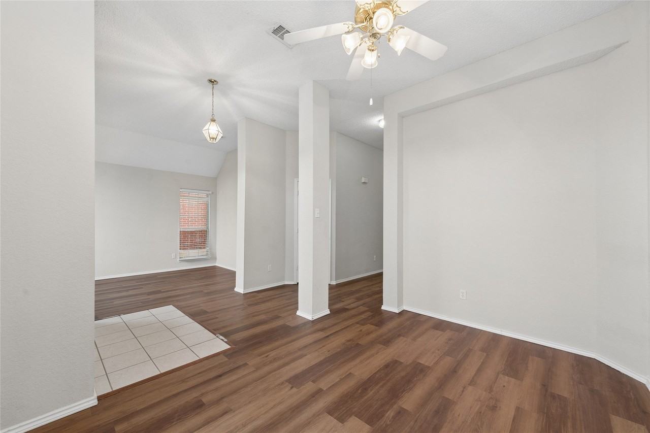 5012 Geranium Ct - Photo 7 of 34