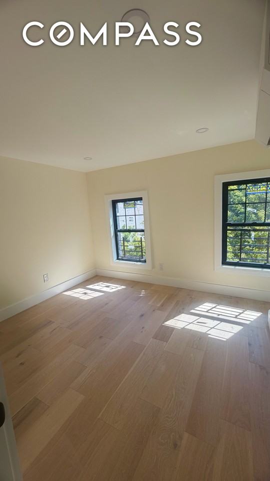 147 Quincy St #3 - Photo 5 of 9