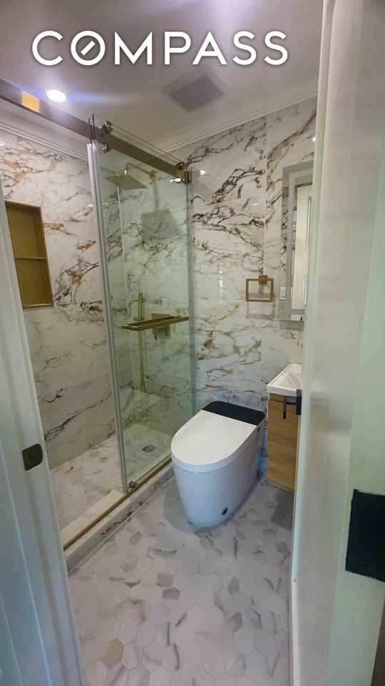 147 Quincy St #3 - Photo 6 of 9