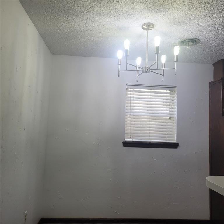 224 Allenhurst Ave - Photo 3 of 10