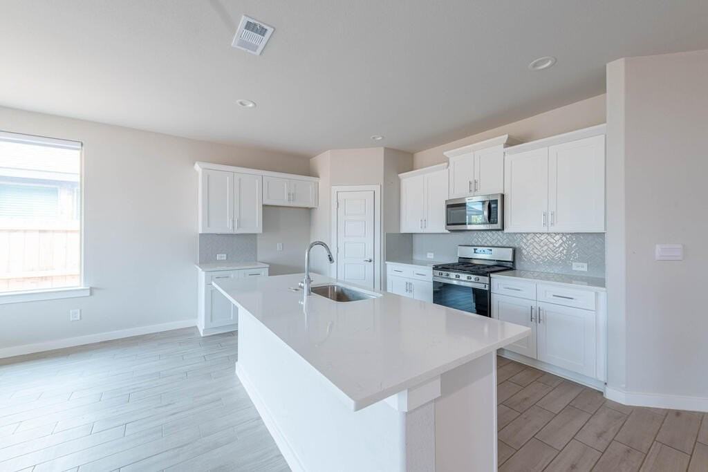 6802 Cape Dyer Ln - Photo 5 of 24
