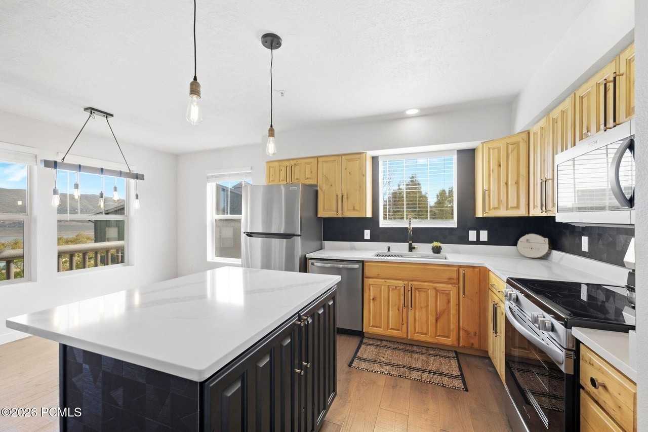 1756 W Fox Bay Dr #F103 - Photo 3 of 41