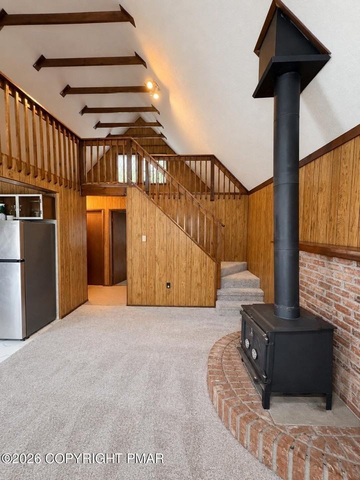 102 Price St - Photo 7 of 9
