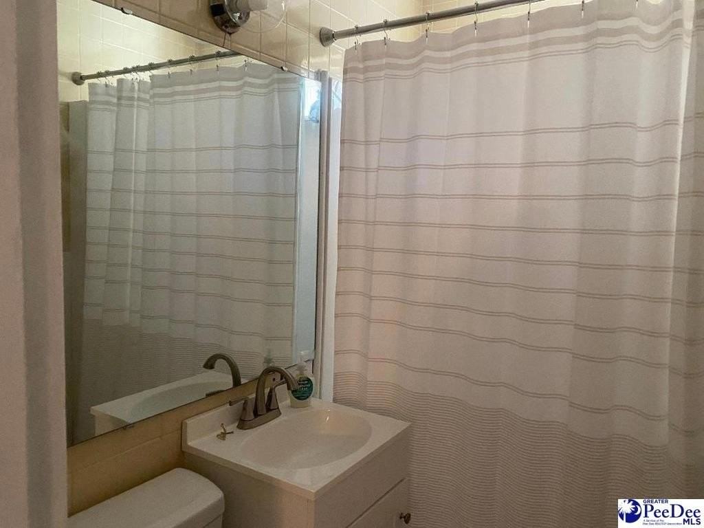 1115 Heatherwood Cir - Photo 2 of 10