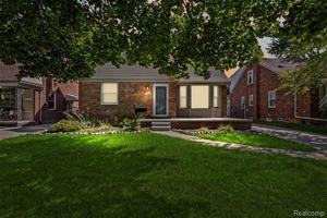 featured image of 8478 Hazelton St