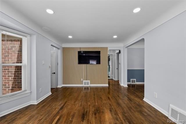 8478 Hazelton St - Photo 4 of 28