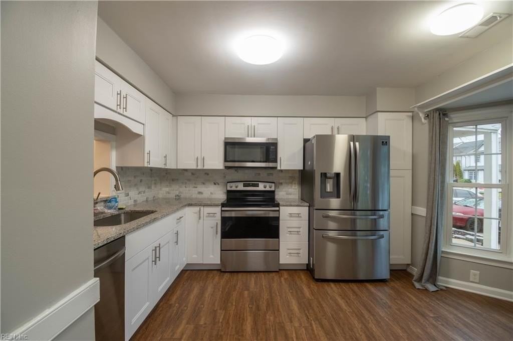 4615 Marlwood Way - Photo 7 of 23