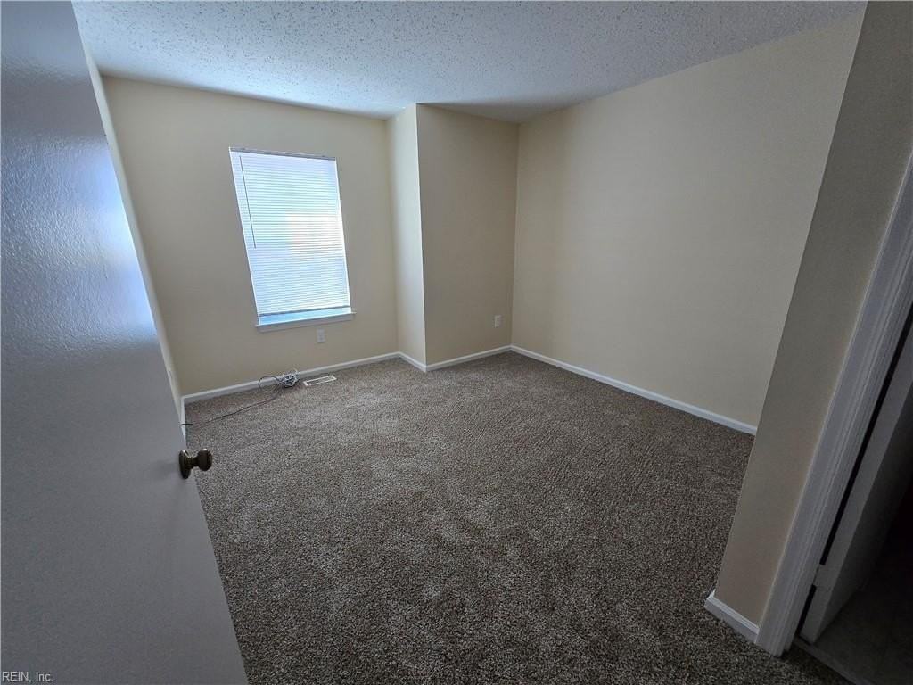 4638 Genoa Cir - Photo 7 of 13