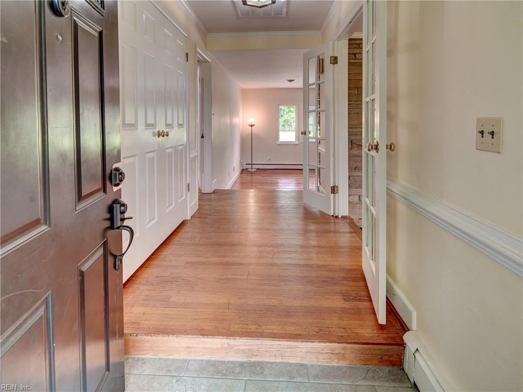 101 Stadium Dr - Photo 3 of 50