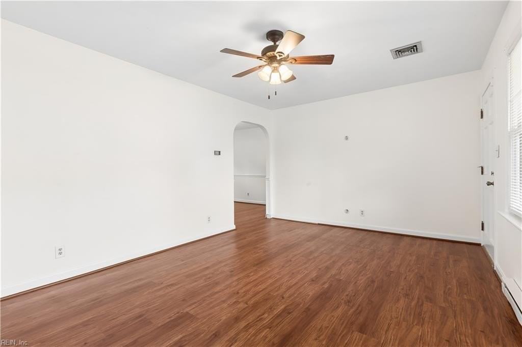 3605 Weiss Ln - Photo 5 of 30