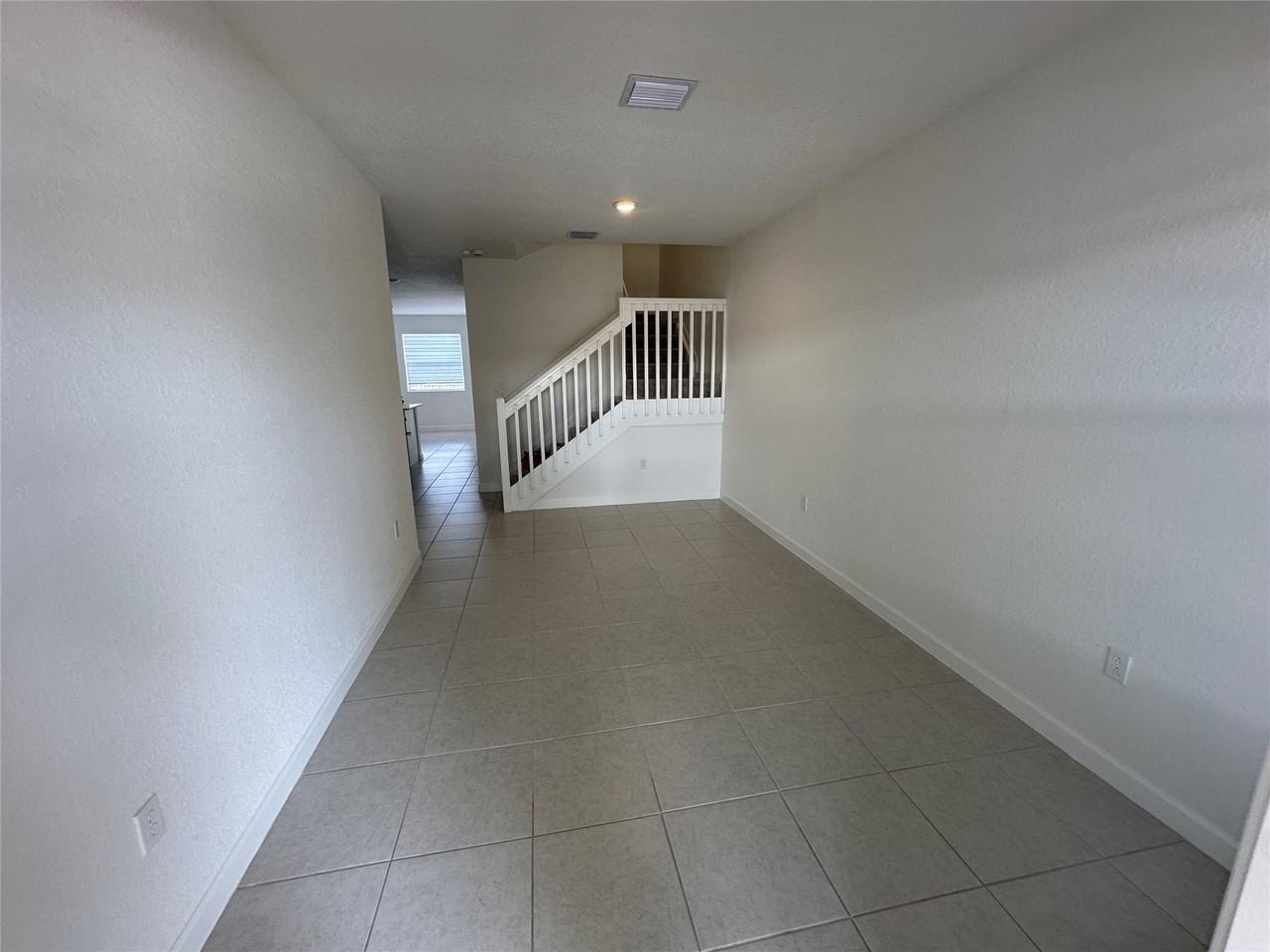 5504 Nw 27th Pl - Photo 3 of 15