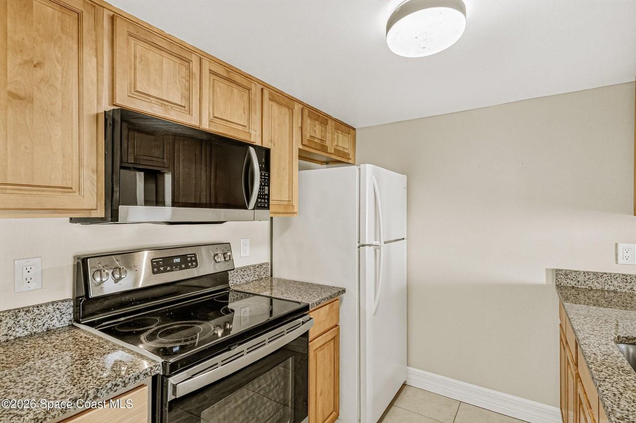 189 San Juan Cir #189 - Photo 6 of 41