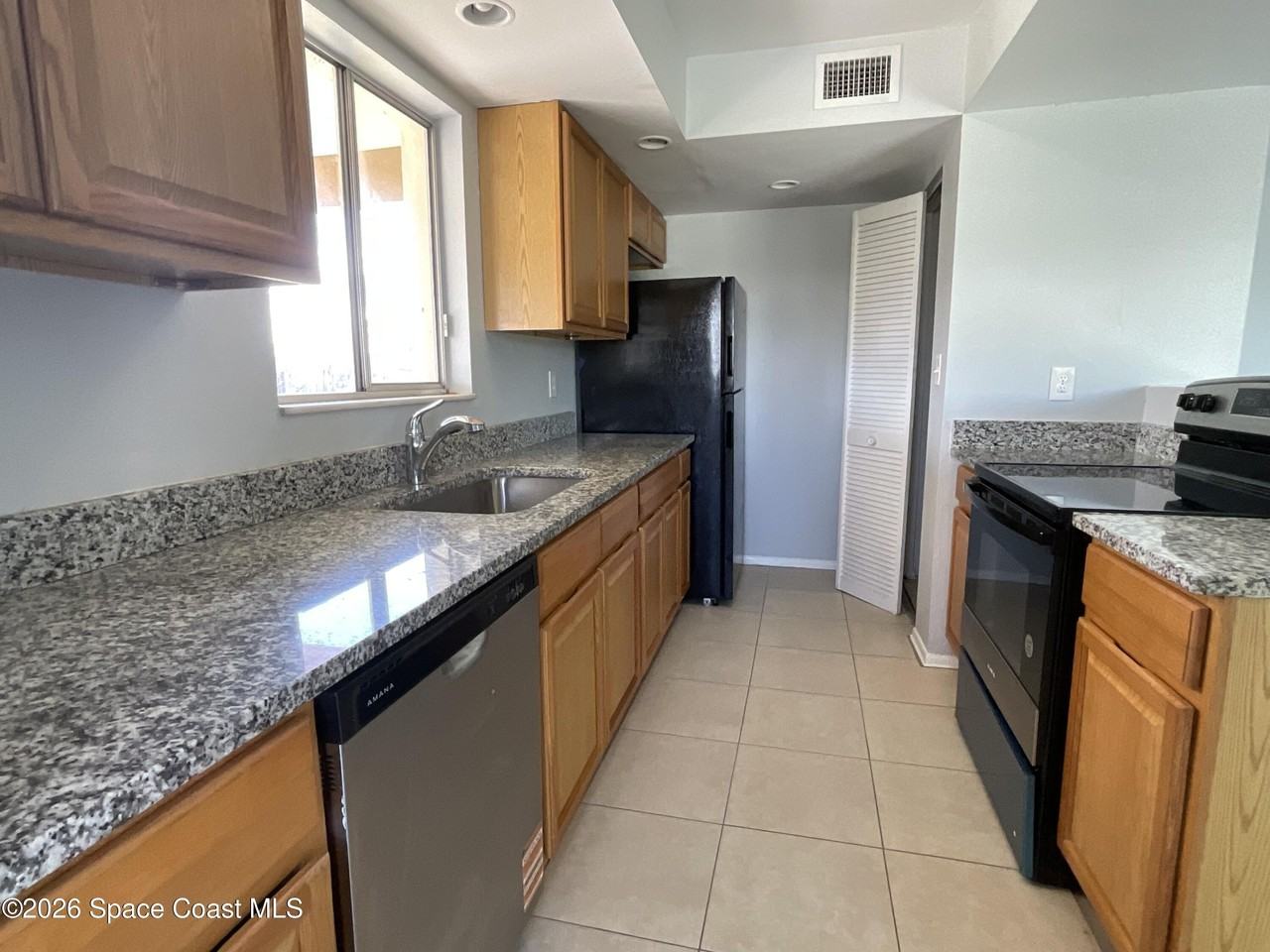 753 Bianca Dr Ne - Photo 2 of 45