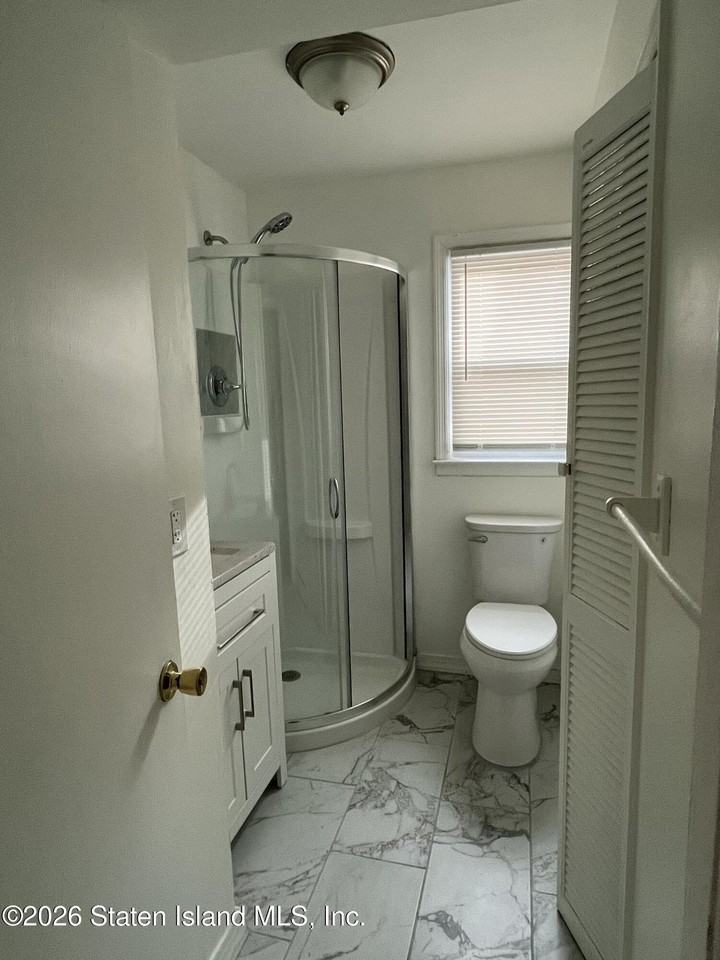 110 Greencroft Ave - Photo 7 of 15