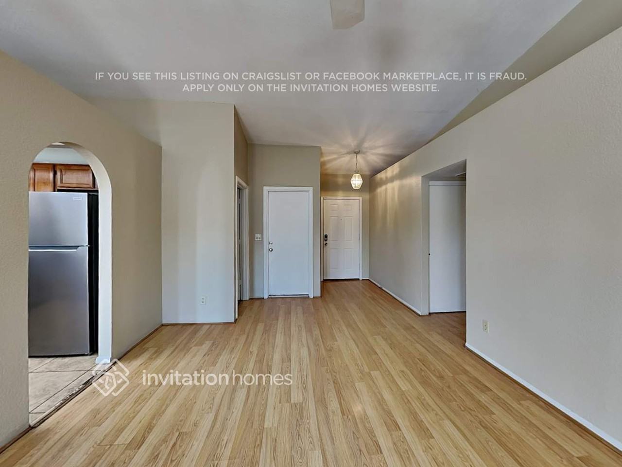 5427 N 74th Ave - Photo 5 of 17