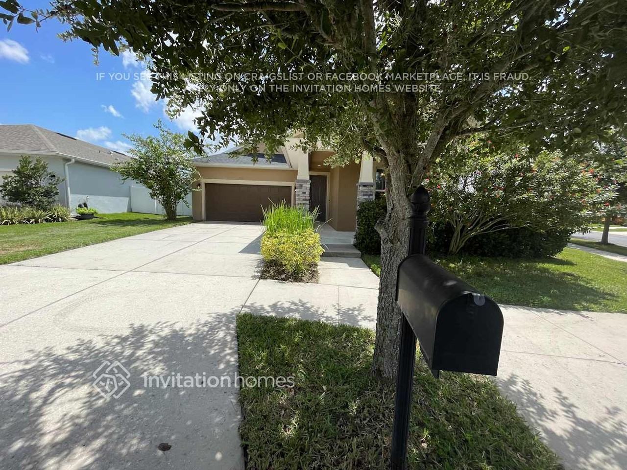 32510 Harmony Oaks Dr - Photo 2 of 21