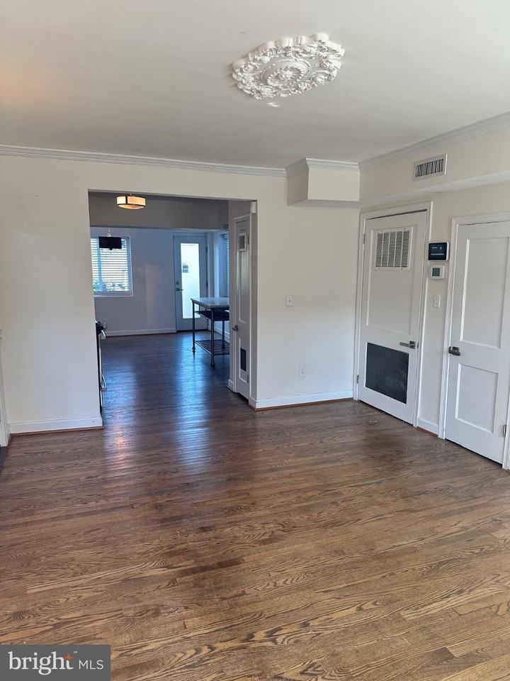 128 35th St Ne - Photo 3 of 21
