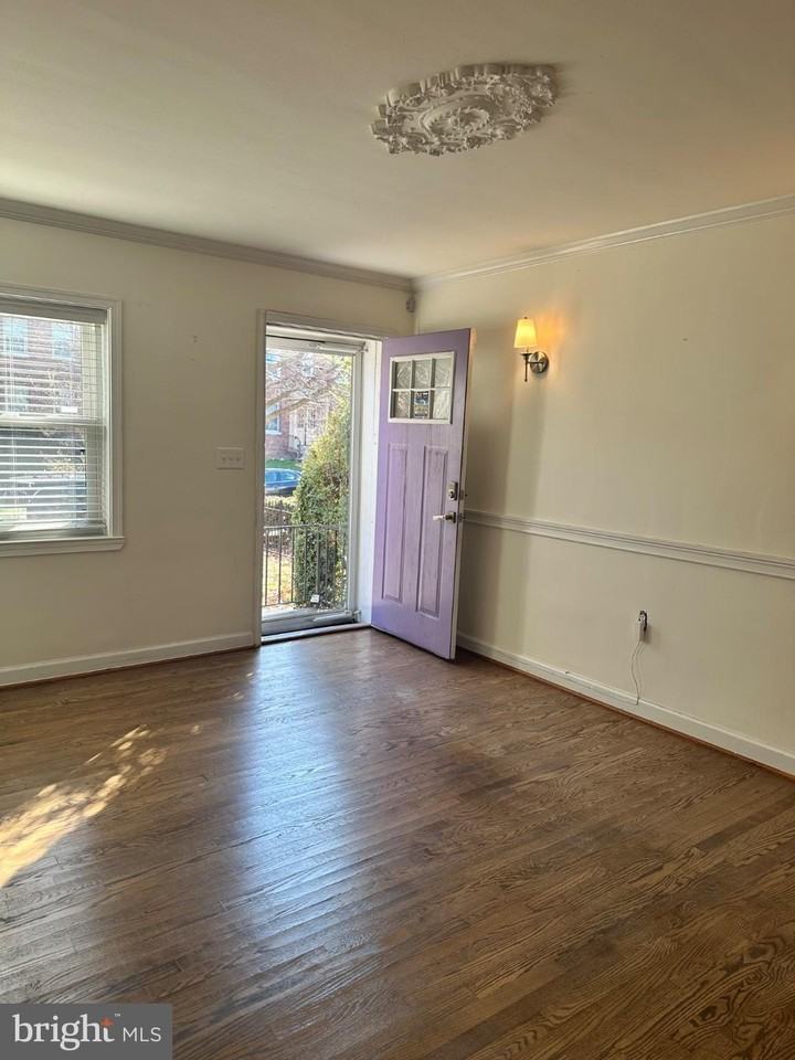 128 35th St Ne - Photo 5 of 21