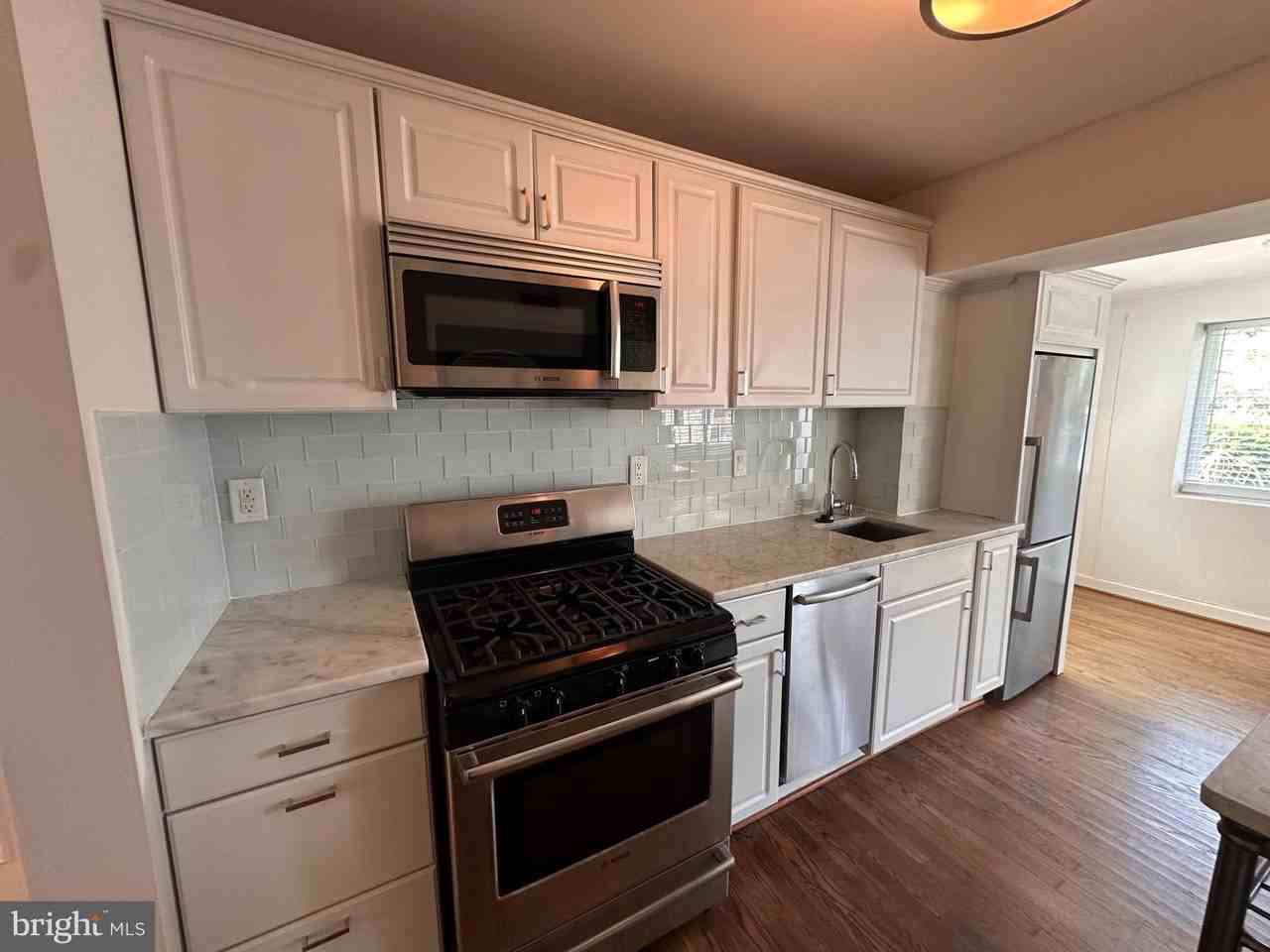 128 35th St Ne - Photo 7 of 21