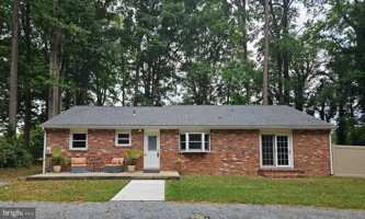 featured image of 3250 Andrews Lake Rd