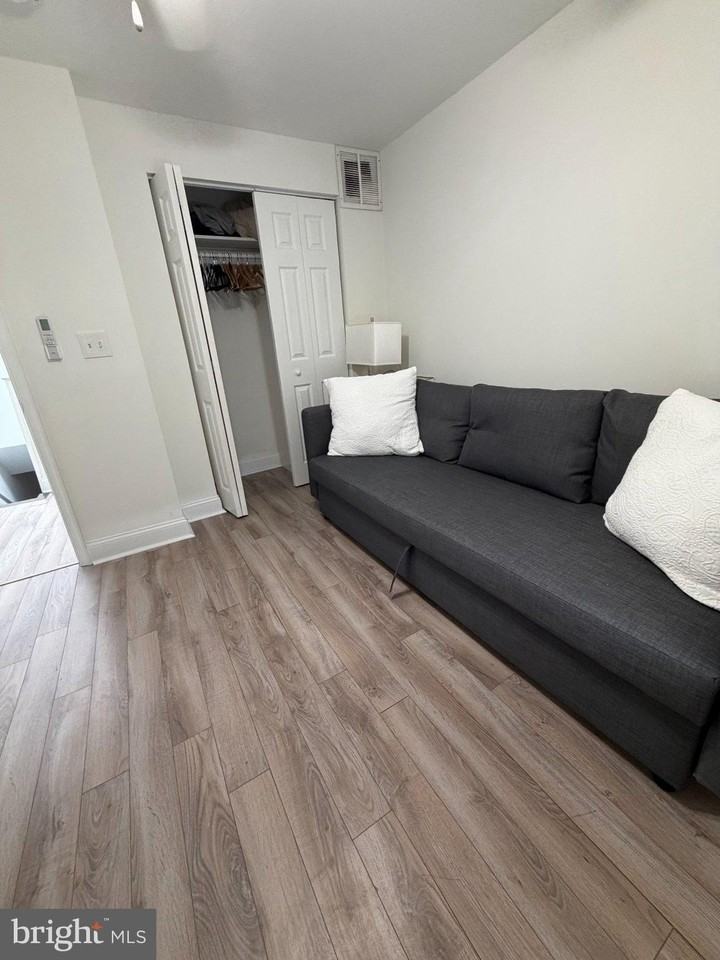 37 N Curley St - Photo 4 of 11