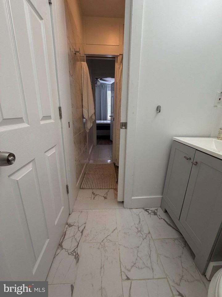 37 N Curley St - Photo 5 of 11