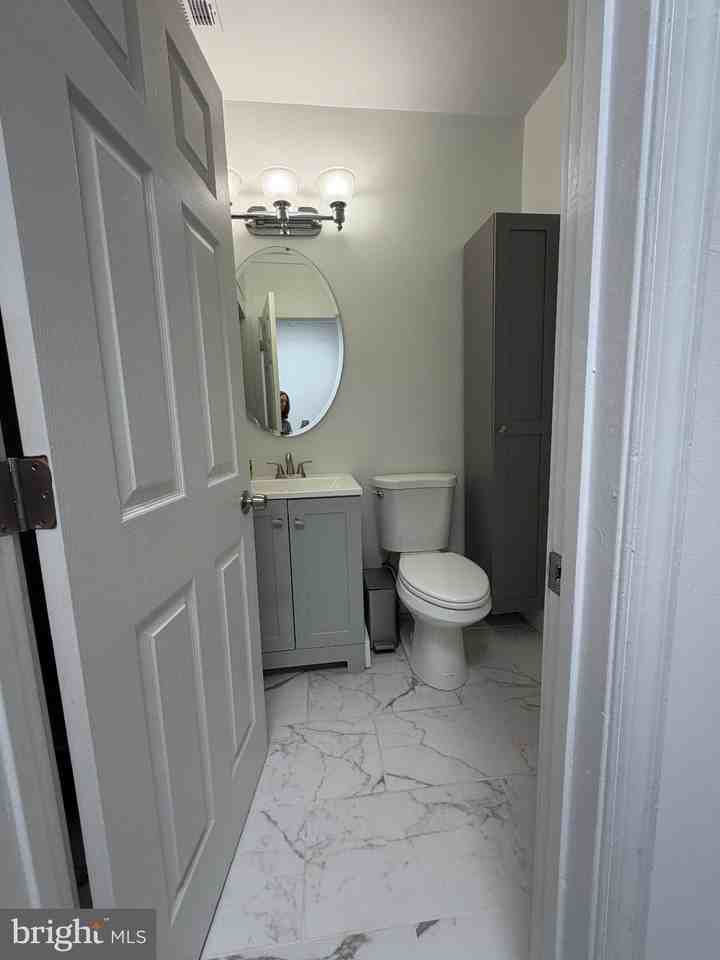 37 N Curley St - Photo 7 of 11