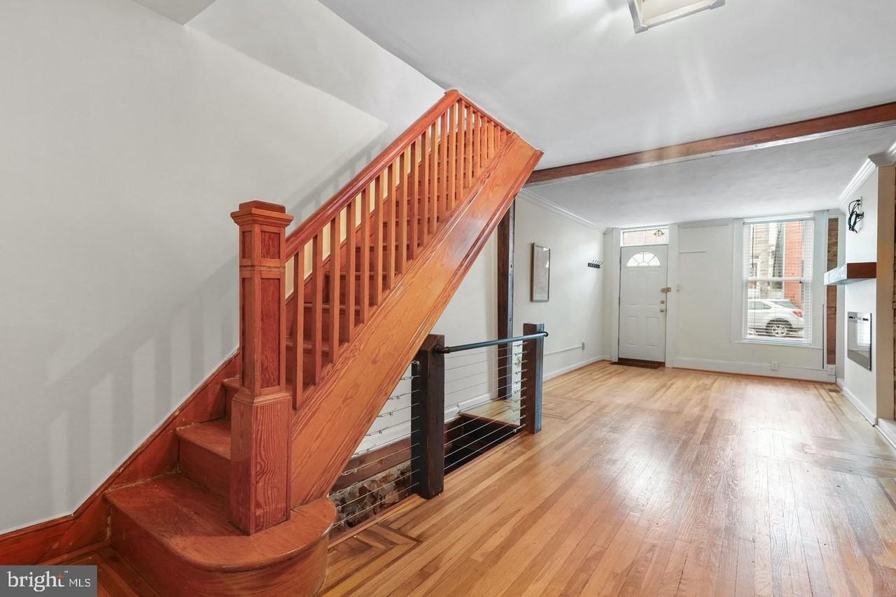 1335 Andre St - Photo 7 of 25