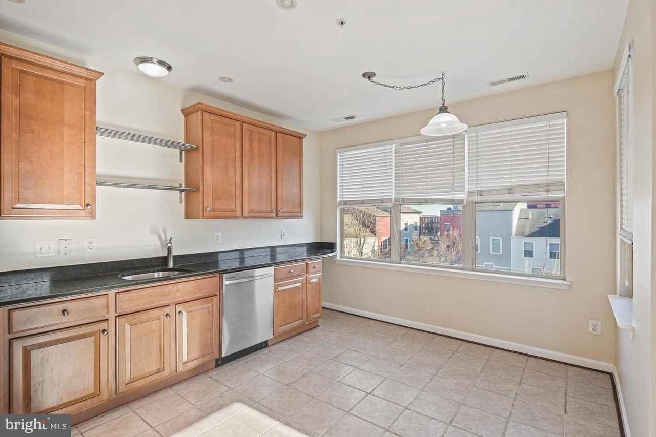1007 Granby St #187-2 - Photo 5 of 32