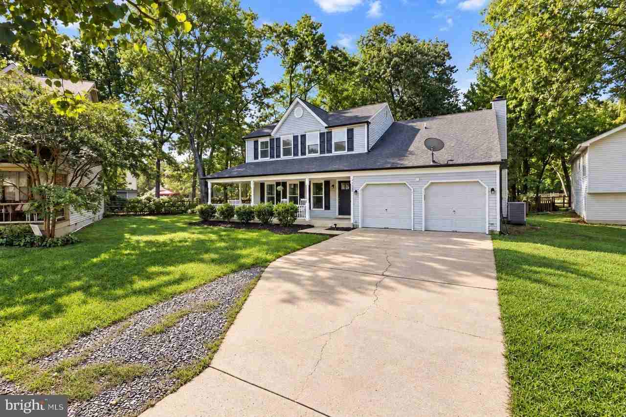 6508 Elk Ct - Photo 3 of 39