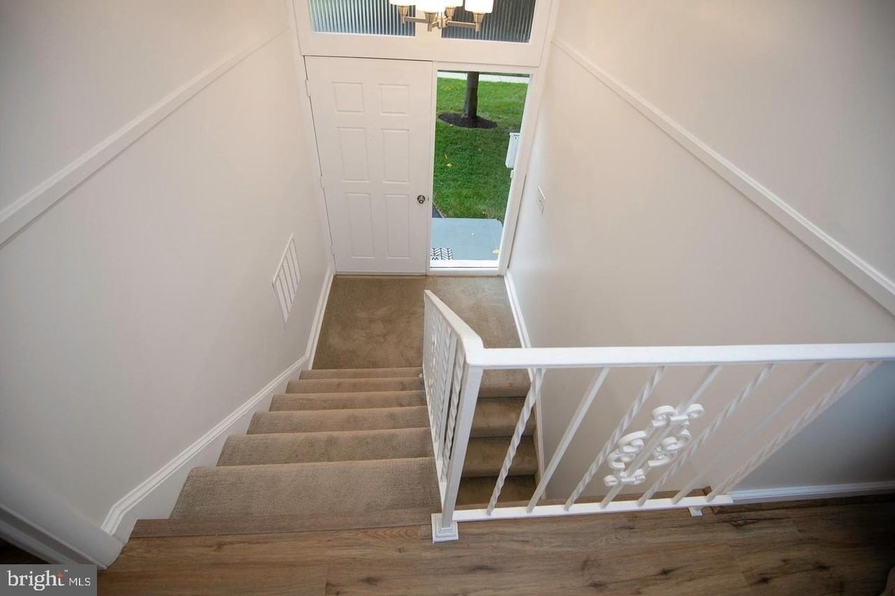 13802 Marianna Dr - Photo 4 of 21